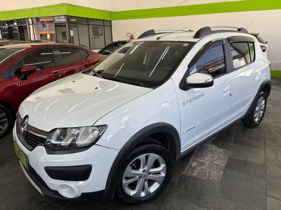 RENAULT SANDERO 1.6 STEPWAY 8V FLEX 4P MANUAL RENAULT SANDERO 1.6 STEPWAY 8V FLEX 4P MANUAL